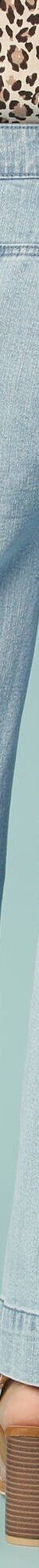 Jean taille haute Spécial Petites entrej. 65 cm, coupe large 7/8ème (bleached) Jean taille haute Spécial Petites entrej. 65 cm, coupe large 7/8ème (bleached)